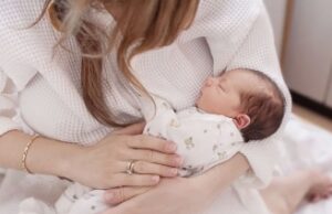 Как маме понять, что новорожденному холодно? Лайфхаки