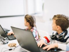 Школы программирования для детей: почему стоит начать обучение с раннего возраста