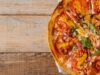 Пицца на дом: скорость, вкус и удобство — гарантия отличного вечера!